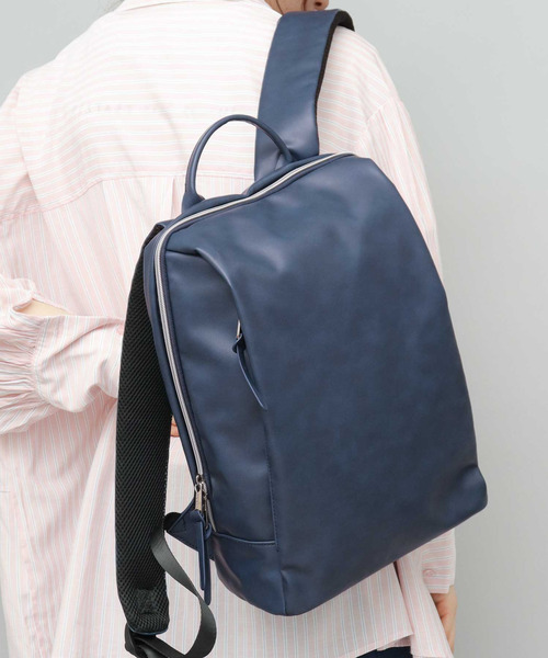 REGiSTA(レジスタ)の「レザー調 薄マチ 軽い ビジネスリュック A4・PC収納対応 軽量リュック(バックパック/リュック・メンズ・ブラック/ダークブラウン/ネイビー・FREE)」の12枚目の写真