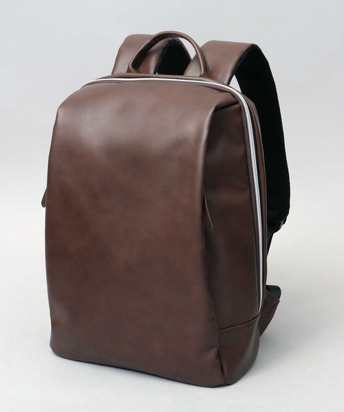 REGiSTA(レジスタ)の「レザー調 薄マチ 軽い ビジネスリュック A4・PC収納対応 軽量リュック(バックパック/リュック・メンズ・ブラック/ダークブラウン/ネイビー・FREE)」の5枚目の写真