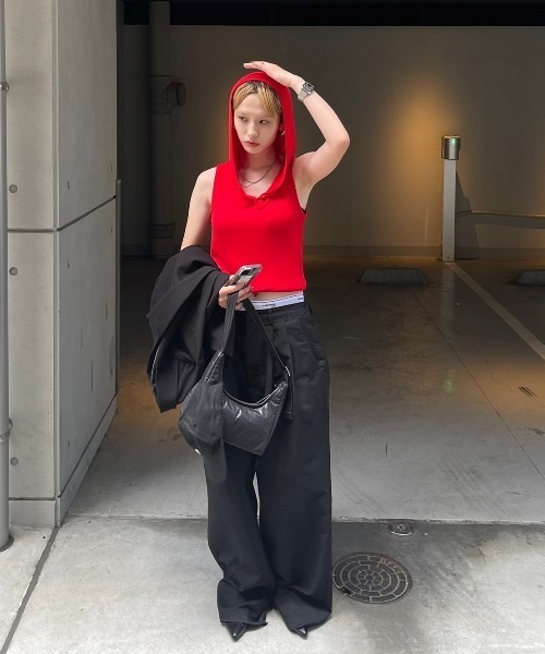 たろ/ブランド販売/即購入ok┈♡゛ セール】【Chikashitsu + OaKS】drawstring hooded sleeveless