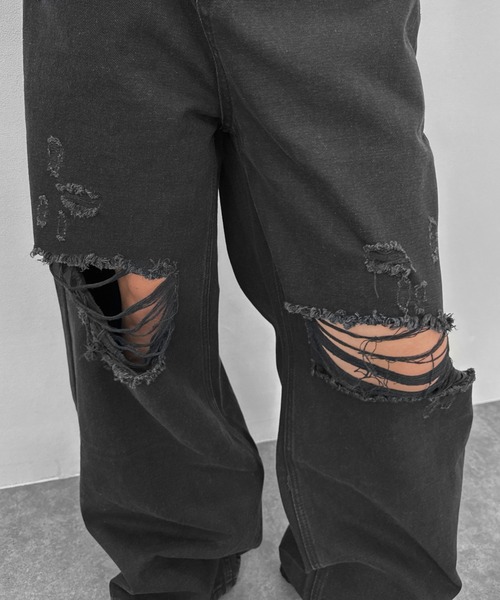 LVEU.（ラブユ.）の「【LVEU.】クラッシュルーズデニムパンツ / ボトムス パンツ デニム ダメージ ストレート ワイド ルーズ ヴィンテージ 色落ち インディゴ ブルー ブラック（デニムパンツ・レディース・ブラック/ブルー・FREE）」の7枚目の写真