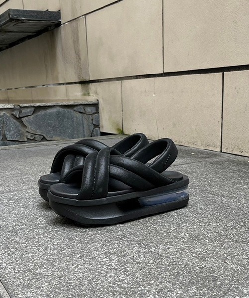 NIKE(ナイキ)の「WMNS AIR MAX ISLA SANDAL(サンダル・レディース・ブラック・23.0cm/24.0cm/25.0cm/22.0cm/26.0cm/27.0cm/28.0cm/29.0cm)」の1枚目の写真