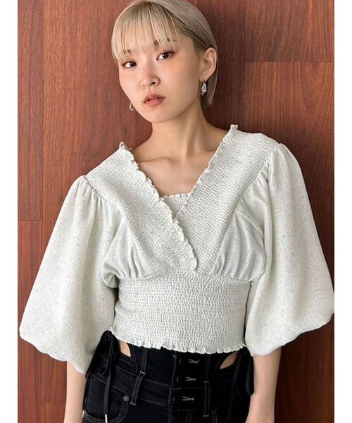 EMODA（エモダ）の「シャーリングミニトップ（Tシャツ/カットソー・レディース・ブラック/グレー/ホワイト/ライム・FREE）」の5枚目の写真