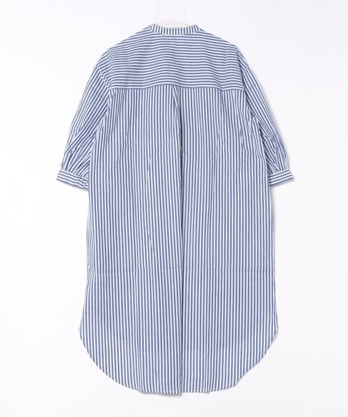 RANAN（ラナン）の「[綿100％]ロング丈バンドカラーシャツ（シャツ/ブラウス・レディース・ブルー系/ブラック/オフホワイト・M/L/LL/3L）」の4枚目の写真