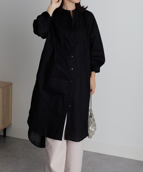RANAN（ラナン）の「[綿100％]ロング丈バンドカラーシャツ（シャツ/ブラウス・レディース・ブルー系/ブラック/オフホワイト・M/L/LL/3L）」の6枚目の写真