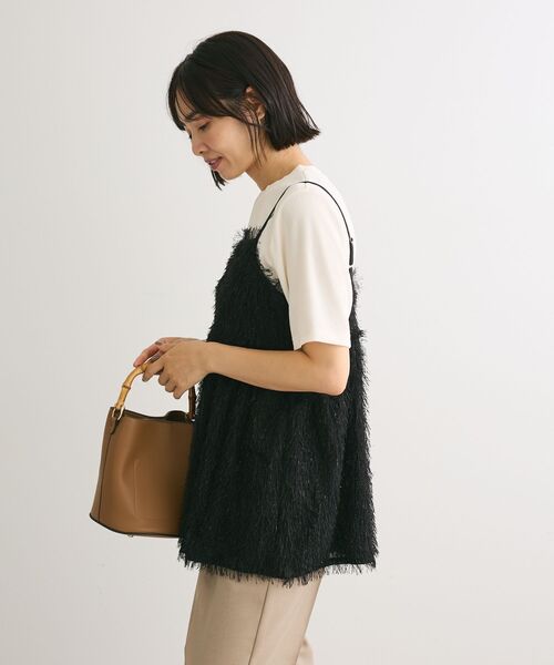 Green Parks(グリーンパークス)の「ラメフリンジカットキャミソールビスチェ(キャミソール・レディース・ブラック/ホワイト系その他2・FREE)」の14枚目の写真