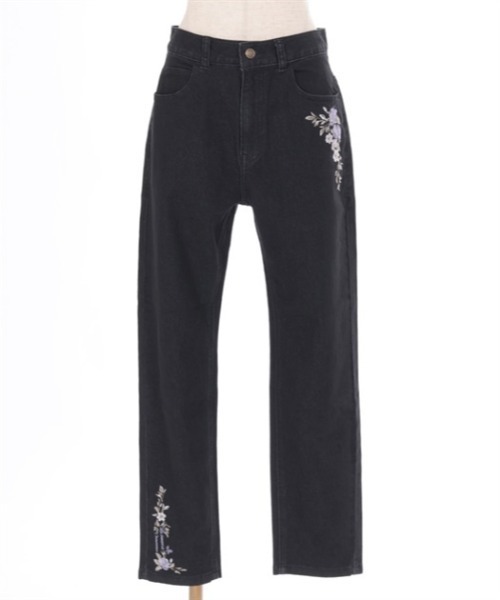 axes femme(アクシーズファム)の「エンブロイダリーデニムパンツ(デニムパンツ・レディース・インディゴブルー/ブラック・MEDIUM/LARGE)」の6枚目の写真