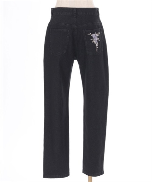 axes femme(アクシーズファム)の「エンブロイダリーデニムパンツ(デニムパンツ・レディース・インディゴブルー/ブラック・MEDIUM/LARGE)」の8枚目の写真
