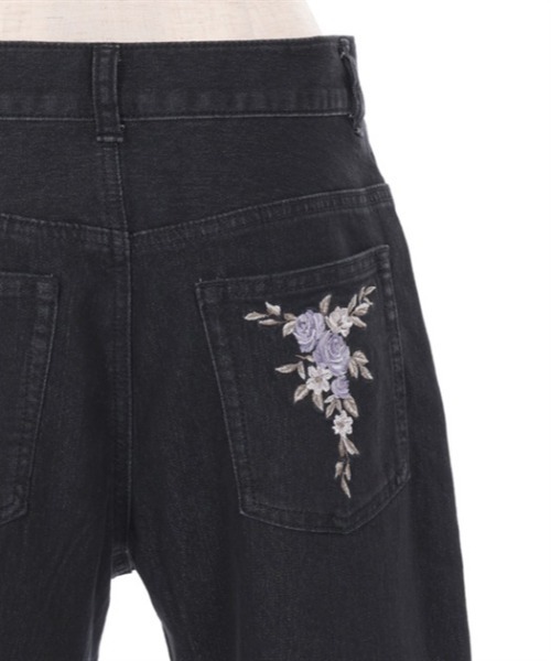 axes femme(アクシーズファム)の「エンブロイダリーデニムパンツ(デニムパンツ・レディース・インディゴブルー/ブラック・MEDIUM/LARGE)」の14枚目の写真