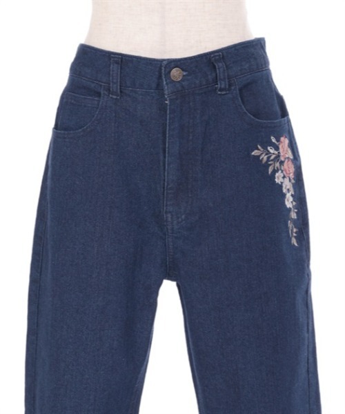 axes femme（アクシーズファム）の「エンブロイダリーデニムパンツ