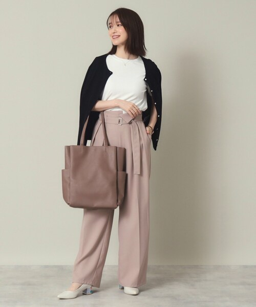 ITS'DEMO（イッツデモ）の「◆【A4対応／通勤／6ポケット】収納上手になれるトート（トートバッグ・レディース・アイボリー/ブラック/ナチュラル/ブルー/ベージュ/シルバー/ダークグレー/ブロンズ・00）」の11枚目の写真