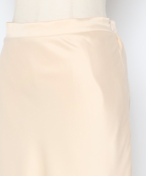 Bonjour Sagan（ボンジュールサガン）の「サテンマキシスカート（スカート・レディース・ダークブラウン/ブラック/アイボリー/グレー・FREE）」の7枚目の写真