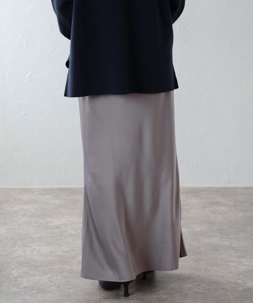 Bonjour Sagan（ボンジュールサガン）の「サテンマキシスカート（スカート・レディース・ダークブラウン/ブラック/アイボリー/グレー・FREE）」の17枚目の写真