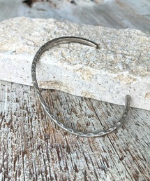 MAZEMAZE（マゼマゼ）の「BRASSナローバングル SPA-0103（バングル/リストバンド）」