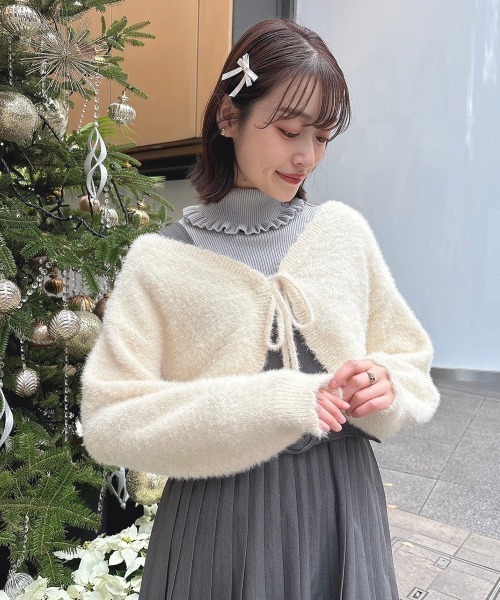 F i.n.t（フィント）の「ラメフェザーニットボレロ/F&A/fint（カーディガン/ボレロ・レディース・アイボリー/ライトグリーン/ライトグレー・FREE）」の2枚目の写真