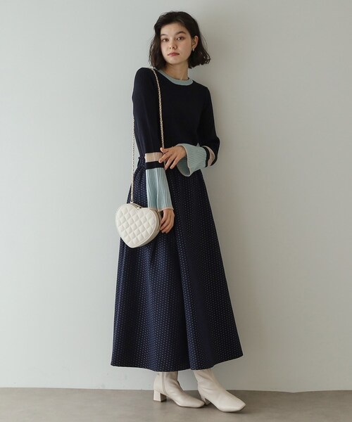 OPAQUE.CLIP（オペークドットクリップ）の「◆《Oggi掲載》配色フレアースリーブニット【洗濯機洗い可】（ニット/セーター・レディース・チャコール/ブラック系4/ネイビー系4・36/38/40）」の13枚目の写真