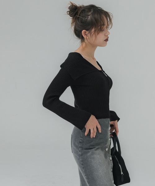 セール】ジップアップ オフショルダーリブニットトップス