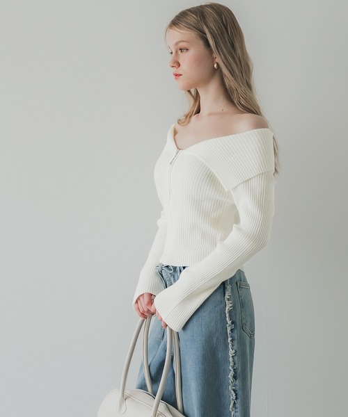 coca(coca)(コカ)の「【WEB限定セール】ジップアップ オフショルダーリブニットトップス(ニット/セーター・レディース・ブラック/アイボリー・S/M/L)」の9枚目の写真