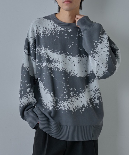 COLONY 2139（コロニートゥーワンスリーナイン）の「ピクセルパターンクルーニット（ニット/セーター・メンズ・グレー/ブラック/ネイビー・MEDIUM/LARGE）」の7枚目の写真