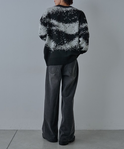 COLONY 2139（コロニートゥーワンスリーナイン）の「ピクセルパターンクルーニット（ニット/セーター・メンズ・グレー/ブラック/ネイビー・MEDIUM/LARGE）」の18枚目の写真