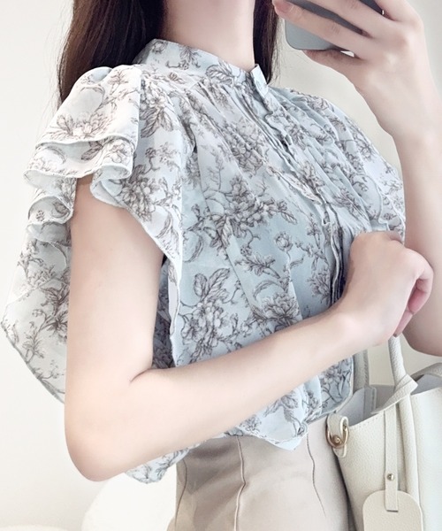 mily bilet(ミウィビレット)の「【mily bilet】上品レディライク♪花柄ダブルフリルシアー袖フレアブラウス(シャツ/ブラウス・レディース・ブルー/ブラック/ホワイト・X-LARGE/SMALL/MEDIUM/LARGE)」の3枚目の写真