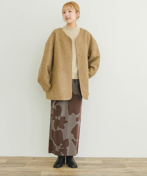 ITEMS URBANRESEARCH（アイテムズ アーバンリサーチ）の「ボアジャケット（ノーカラーコート・レディース・グレー/オフホワイト/ライトブラウン・FREE）」の8枚目の写真