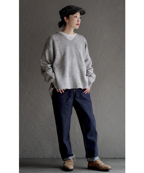 apartment department(アパートメントデパートメント)の「ワイドシルエット Vネックプルオーバー(Tシャツ/カットソー・レディース・ベージュ/ライトグレー/ブルー/アイボリー/ブラック・M)」の15枚目の写真
