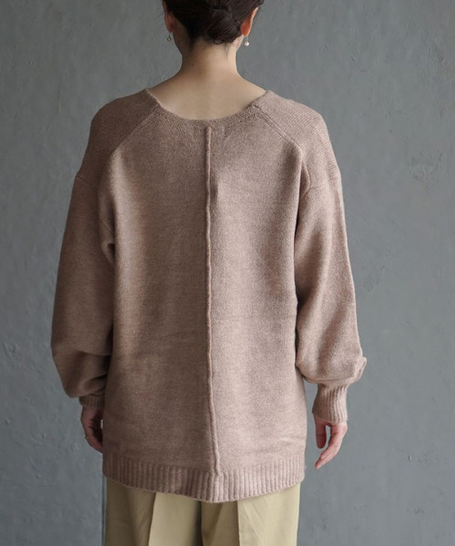apartment department(アパートメントデパートメント)の「ワイドシルエット Vネックプルオーバー(Tシャツ/カットソー・レディース・ベージュ/ライトグレー/ブルー/アイボリー/ブラック・M)」の21枚目の写真