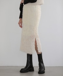 フラワーモチーフタイトスカート