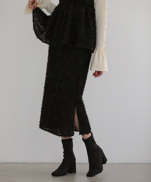 MERAKI（メラキ）の「フラワーモチーフタイトスカート（スカート・レディース・ホワイト/ブラック・S/M）」の2枚目の写真