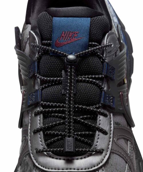Y500)新品NIKE/ナイキ V2K ラン HQ4053-001 24cm 楽天市場】ナイキ V2K ラン NIKE V2K RUN メタリック