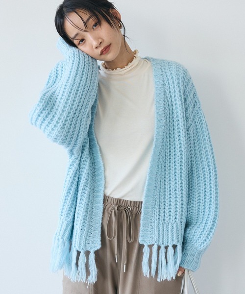CRAFT STANDARD BOUTIQUE（クラフトスタンダードブティック）の「フリンジニットカーディガン（カーディガン/ボレロ・レディース・アイボリー/サックスブルー/チャコールグレー/パープル・FREE）」の4枚目の写真