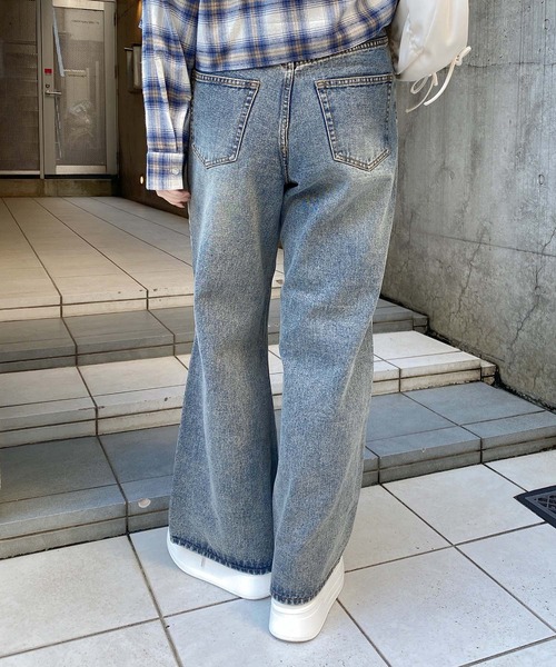 INGNI（イング）の「クラッシュデニムワイドパンツ（デニムパンツ・レディース・グレー/ブルー系その他・S/M）」の3枚目の写真
