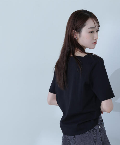 NATURAL BEAUTY BASIC(ナチュラルビューティーベーシック)の「◇ベーシックTシャツシリーズ スクエアネック(Tシャツ/カットソー・レディース・オフホワイト/グレー/ブラック・FREE)」の14枚目の写真