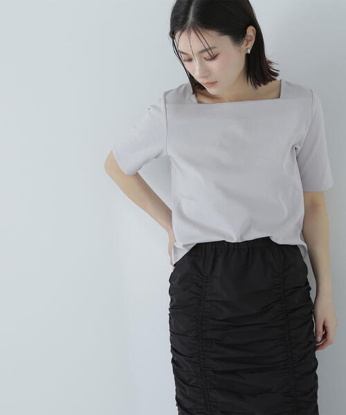 NATURAL BEAUTY BASIC(ナチュラルビューティーベーシック)の「◇ベーシックTシャツシリーズ スクエアネック(Tシャツ/カットソー・レディース・オフホワイト/グレー/ブラック・FREE)」の3枚目の写真