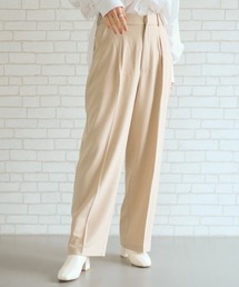 フロントタック入りワイドパンツ
