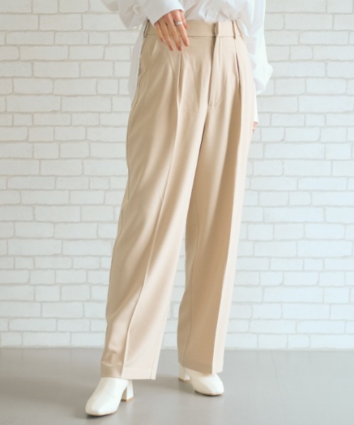 aquagarage(アクアガレージ)の「フロントタック入りワイドパンツ(その他パンツ・レディース・ベージュ・LL)」の1枚目の写真