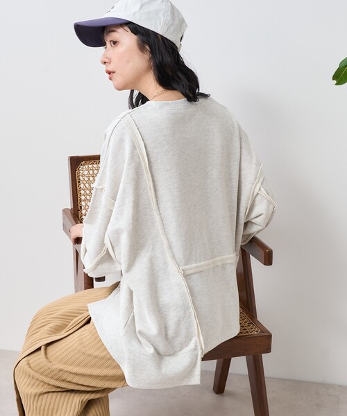 FREAK'S STORE(フリークスストア)の「リメイク風 カットオフスウェット(スウェット・レディース・グレー/チャコールグレー/ナチュラル・フリ-)」の10枚目の写真