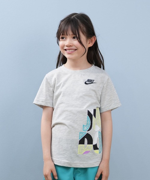 NIKE(ナイキ)の「NIKE/ナイキ 86M782 キッズ Tシャツ 86M782(Tシャツ/カットソー・キッズ・レモンイエロー/ヘザーグレー・4:105cm/5:110cm/6:115cm/7:120cm)」の17枚目の写真