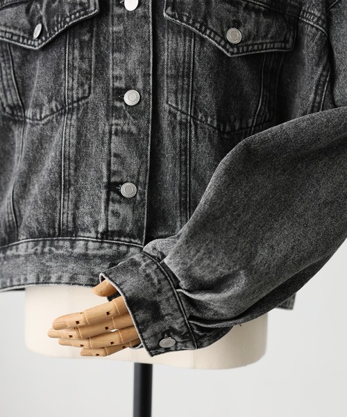 Floran(フローラン)の「ボリュームスリーブノーカラーデニムジャケット(デニムジャケット・レディース・ブルー/ブラック/ライトブルー・MEDIUM)」の16枚目の写真