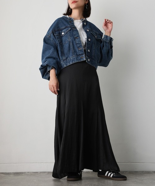 Floran(フローラン)の「ボリュームスリーブノーカラーデニムジャケット(デニムジャケット・レディース・ブルー/ブラック/ライトブルー・MEDIUM)」の12枚目の写真