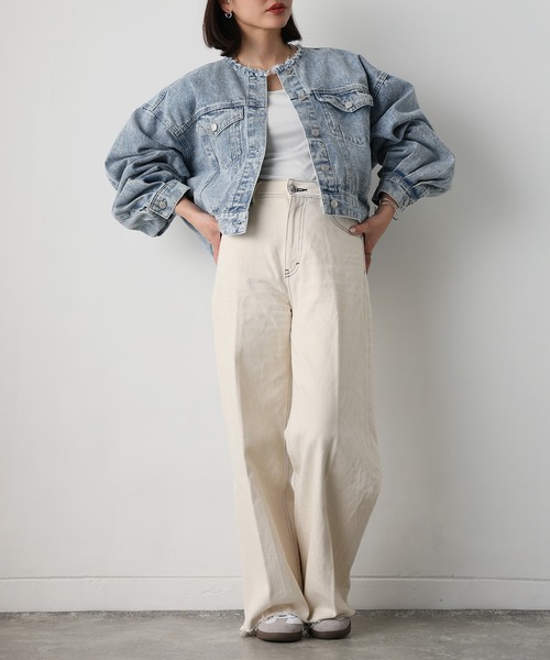 Floran(フローラン)の「ボリュームスリーブノーカラーデニムジャケット(デニムジャケット・レディース・ブルー/ブラック/ライトブルー・MEDIUM)」の9枚目の写真