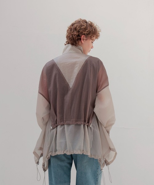 DRESSLAVE(ドレスレイブ)の「shiny cloud windbreaker(シャイニークラウドウインドブレーカー)(ブルゾン・レディース・カーキ/グレー・38)」の15枚目の写真