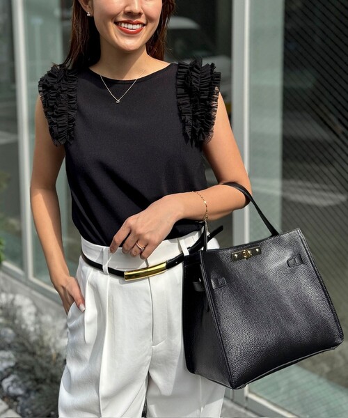 NOLLEY’S（ノーリーズ）の「ひねり金具付きワンハンドルバッグ【WEB STAFF守屋☆別注アイテム】（ショルダーバッグ・レディース・ブラック/キャメル/オフホワイト・FREE）」の18枚目の写真