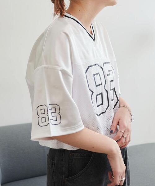 WEGO(ウィゴー)の「WEGO/【25年春夏新作】ゲームナンバリングサテンショートT(Tシャツ/カットソー・レディース・ブラック/ライトグレー/ホワイト・FREE)」の12枚目の写真
