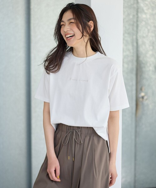 ANY(エニィ)の「オーガビッツ刺繍ロゴTシャツ(Tシャツ/カットソー・レディース・ホワイト系/グレー系/ブラック系・4)」の2枚目の写真