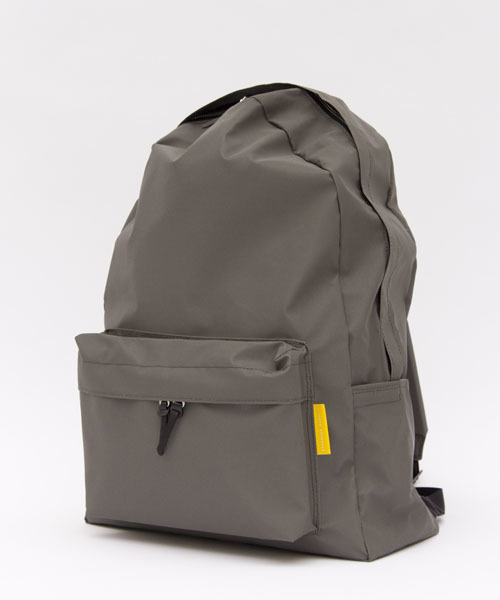 STANDARD SUPPLY（スタンダードサプライ）の「STANDARD SUPPLY（スタンダードサプライ） REFLECT DAYPACK（バックパック/リュック・メンズ・シルバー・FREE）」の8枚目の写真