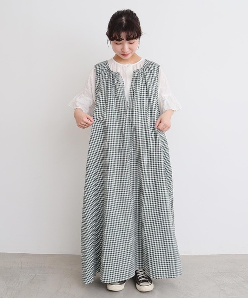 l'atelier du savon（アトリエドサボン）の「●麻のしぼるリボン ノースリワンピース（ワンピース・レディース・オフホワイト/グリーン/ブラック・FREE）」の11枚目の写真