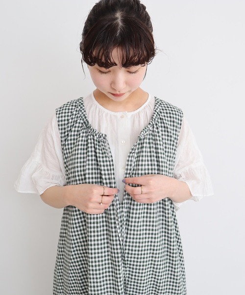 l'atelier du savon（アトリエドサボン）の「●麻のしぼるリボン ノースリワンピース（ワンピース・レディース・オフホワイト/グリーン/ブラック・FREE）」の15枚目の写真