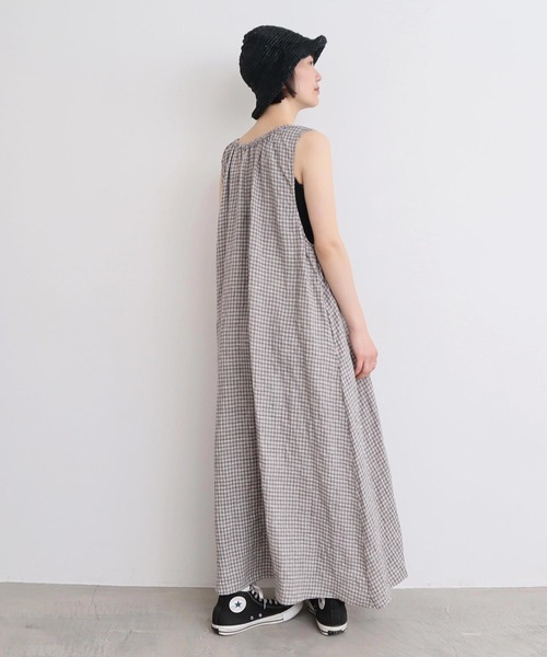 l'atelier du savon（アトリエドサボン）の「●麻のしぼるリボン ノースリワンピース（ワンピース・レディース・オフホワイト/グリーン/ブラック・FREE）」の18枚目の写真