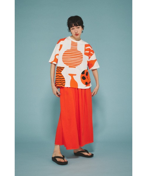 HeRIN.CYE(ヘリンドットサイ)の「Cut flare skirt カットフレアスカート(スカート・レディース・ブラック/ブルー/オレンジ・FREE)」の14枚目の写真